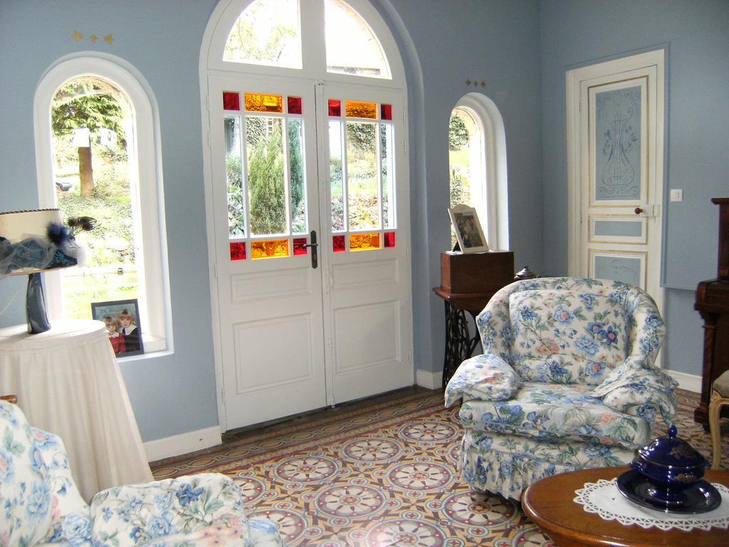 Bed and Breakfast Le Relais Du Mont Chauve Caumont-Sur-Aure Exterior foto