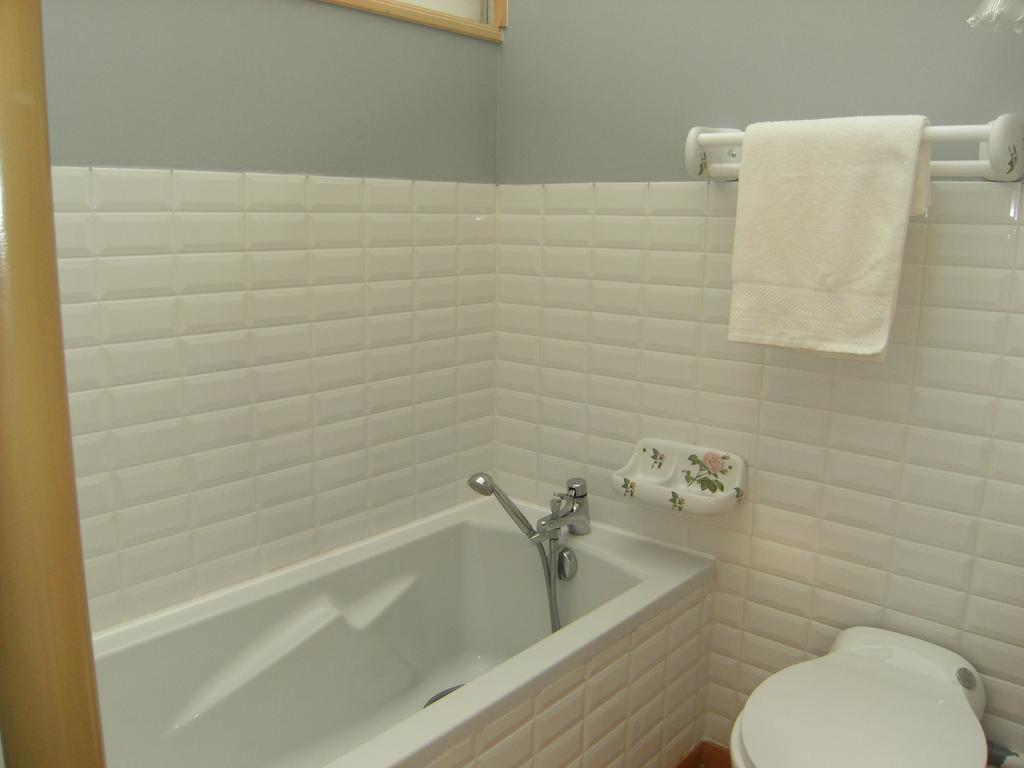 Bed and Breakfast Le Relais Du Mont Chauve Caumont-Sur-Aure Exterior foto