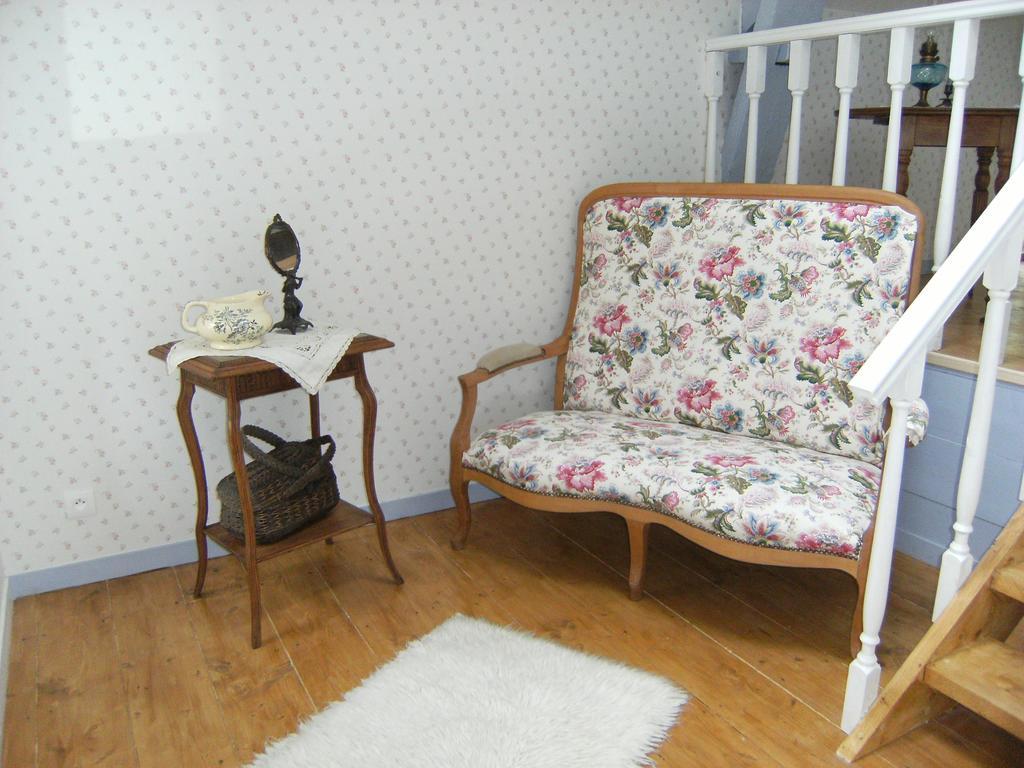 Bed and Breakfast Le Relais Du Mont Chauve Caumont-Sur-Aure Exterior foto