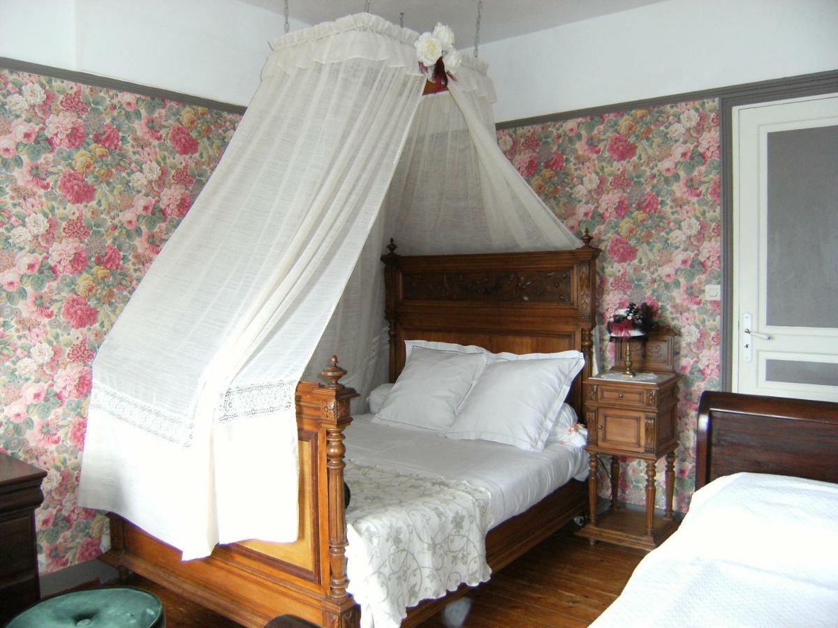 Bed and Breakfast Le Relais Du Mont Chauve Caumont-Sur-Aure Zimmer foto